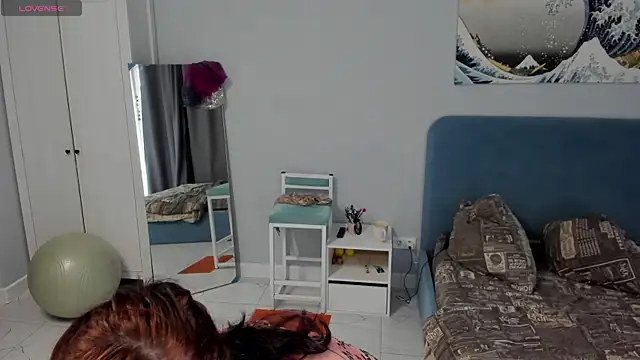 Julia  Frey online show from 08-02-26, 08:35