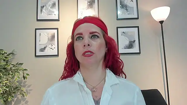 Snapshot of HannaBrave chatting on 02-24-26, 07:23 HannaBrave online show from 02-24-26, 07:23