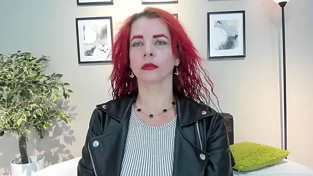 Snapshot of HannaBrave chatting on 03-02-26, 05:42 HannaBrave online show from 03-02-26, 05:42