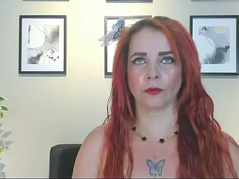 Snapshot of HannaBrave chatting on 03-10-26, 07:19 HannaBrave online show from 03-10-26, 07:19