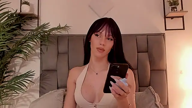 Snapshot of Carlita_cute chatting on 02-21-25, 10:07 Carlita cute online show from 02-21-25, 10:07