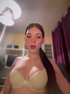 Snapshot of Carlita_cute chatting on 09-12-25, 10:43 Carlita cute online show from 09-12-25, 10:43