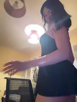 Snapshot of Carlita_cute chatting on 11-12-25, 10:20 Carlita cute online show from 11-12-25, 10:20