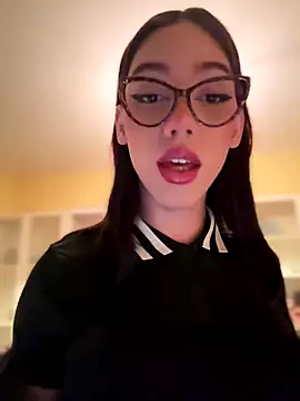 Snapshot of Carlita_cute chatting on 11-28-25, 08:44 Carlita cute online show from 11-28-25, 08:44