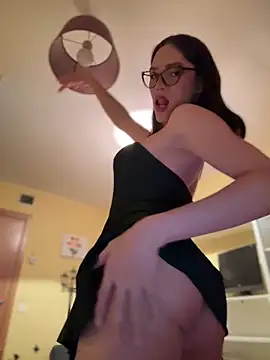 Snapshot of Carlita_cute chatting on 12-01-25, 10:26 Carlita cute online show from 12-01-25, 10:26