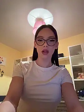 Snapshot of Carlita_cute chatting on 02-15-26, 07:10 Carlita cute online show from 02-15-26, 07:10