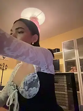 Snapshot of Carlita_cute chatting on 03-15-26, 01:11 Carlita cute online show from 03-15-26, 01:11