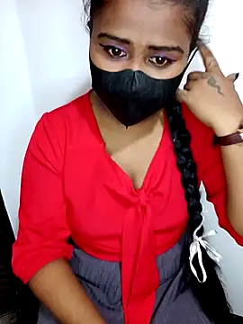 Snapshot of Sexy--queen1 chatting on 01-21-25, 09:35 Sexy--queen1 online show from 01-21-25, 09:35