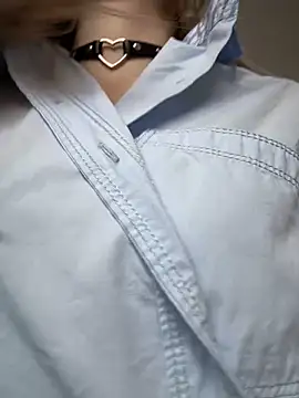 Snapshot of Crazy-Rosa chatting on 02-18-25, 08:05 Crazy-Rosa online show from 02-18-25, 08:05