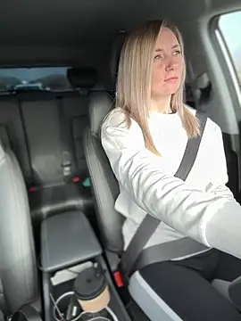 Snapshot of Crazy-Rosa chatting on 03-13-25, 03:33 Crazy-Rosa online show from 03-13-25, 03:33