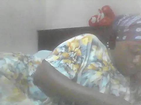 EBONYVANILLA02 online show from 05-15-26, 07:37