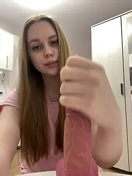 Marylallka5 online show from 04-28-26, 02:11