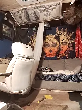 Snapshot of Gillygilly76 chatting on 03-15-25, 12:13 Gillygilly76 online show from 03-15-25, 12:13