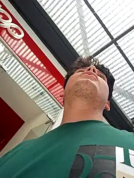  Ottis  online show from 10-21-25, 03:46