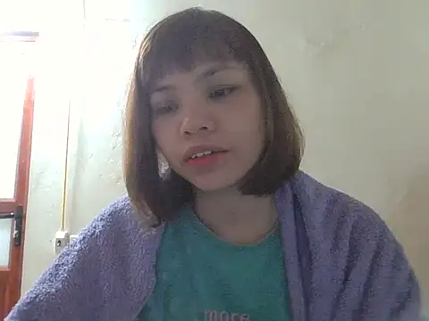 Angela-Eira online show from 10-31-25, 08:54