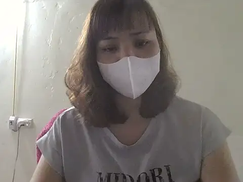 Snapshot of Angela-Eira chatting on 05-07-26, 02:06 Angela-Eira online show from 05-07-26, 02:06