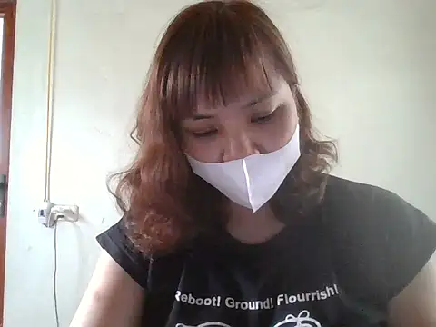 Snapshot of Angela-Eira chatting on 05-12-26, 06:43 Angela-Eira online show from 05-12-26, 06:43