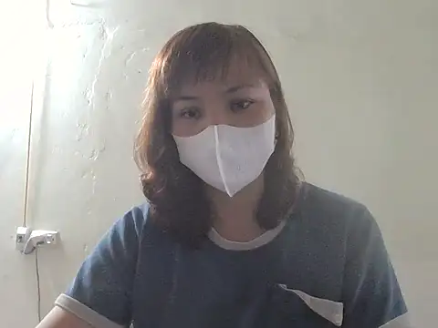 Snapshot of Angela-Eira chatting on 06-12-26, 12:42 Angela-Eira online show from 06-12-26, 12:42