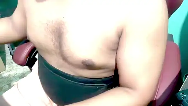 Snapshot of telugu_boy_ chatting on 03-20-25, 02:21 telugu boy online show from 03-20-25, 02:21