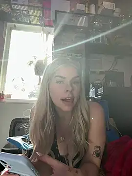 Snapshot of delicioussdixie chatting on 02-06-26, 09:29 delicioussdixie online show from 02-06-26, 09:29