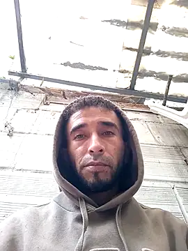 Snapshot of weedmanhot28 chatting on 01-11-26, 07:41 weedmanhot28 online show from 01-11-26, 07:41