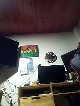 Snapshot of weedmanhot28 chatting on 01-12-26, 10:09 weedmanhot28 online show from 01-12-26, 10:09