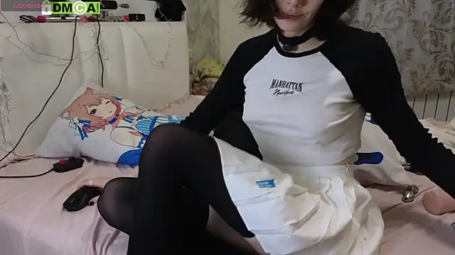 Snapshot of KawaiiNullify chatting on 01-06-26, 03:32 KawaiiNullify online show from 01-06-26, 03:32