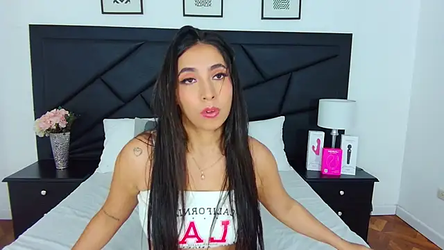 SophieCarther online show from 03-05-25, 12:33