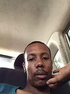 Snapshot of bobzerr chatting on 02-16-26, 08:43 bobzerr online show from 02-16-26, 08:43