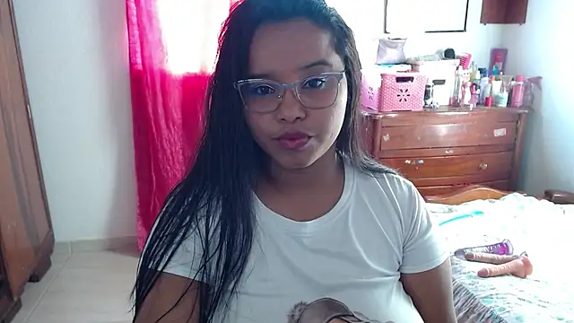 Snapshot of AINARA__STONE chatting on 12-29-24, 10:03 AINARA  STONE online show from 12-29-24, 10:03