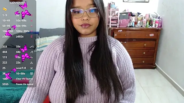 Snapshot of AINARA__STONE chatting on 09-27-25, 12:04 AINARA  STONE online show from 09-27-25, 12:04