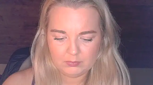 Snapshot of Jessica69G chatting on 01-11-25, 11:56 Jessica69G online show from 01-11-25, 11:56