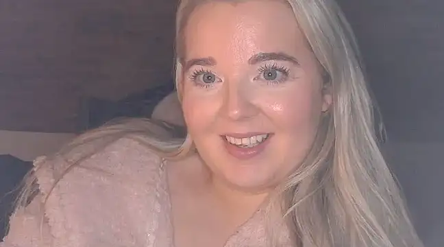 Snapshot of Jessica69G chatting on 01-22-25, 08:17 Jessica69G online show from 01-22-25, 08:17