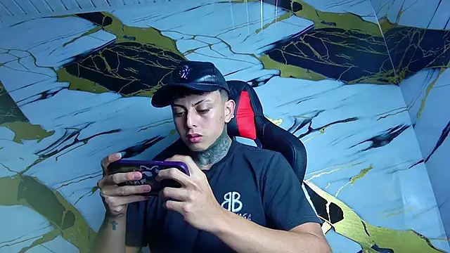 Kevin22 222 online show from 01-31-25, 05:09