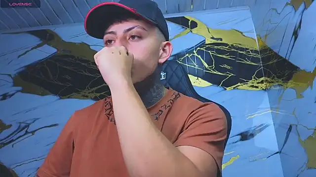 Kevin22 222 online show from 09-30-25, 04:28