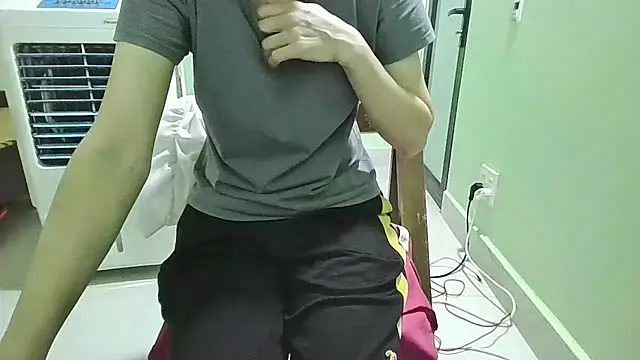 Luxcute286 online show from 10-03-25, 11:13