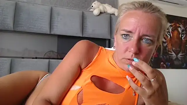 Wendysexyx online show from 04-27-26, 05:22