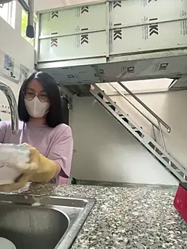 Baby Claraa online show from 03-20-25, 06:30