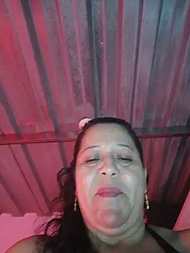 Snapshot of Fulopp15 chatting on 06-10-26, 02:05 Fulopp15 online show from 06-10-26, 02:05