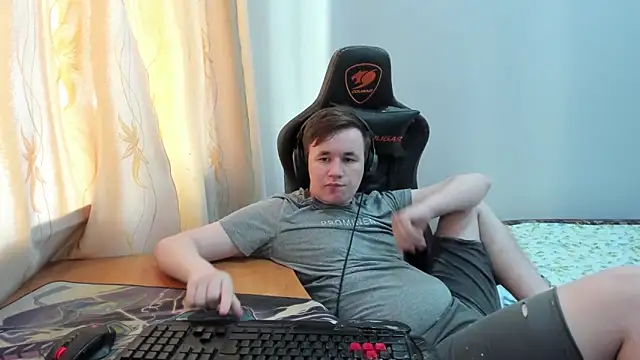 iliaskrislove online show from 06-01-26, 02:57