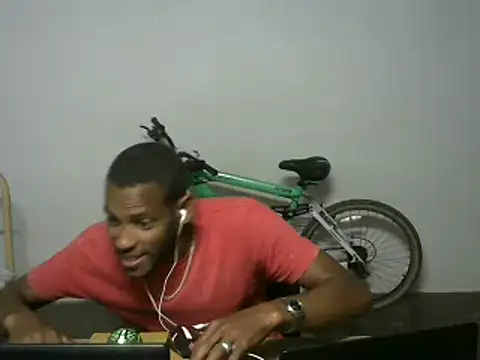 Snapshot of michel_sc chatting on 03-03-26, 05:46 michel sc online show from 03-03-26, 05:46