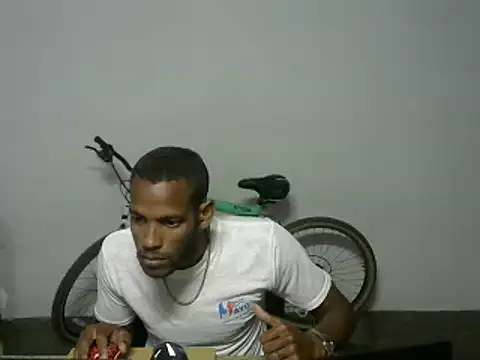 Snapshot of michel_sc chatting on 03-04-26, 11:27 michel sc online show from 03-04-26, 11:27