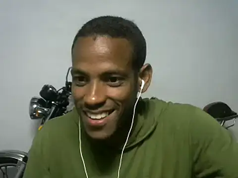 Snapshot of michel_sc chatting on 03-14-26, 04:29 michel sc online show from 03-14-26, 04:29