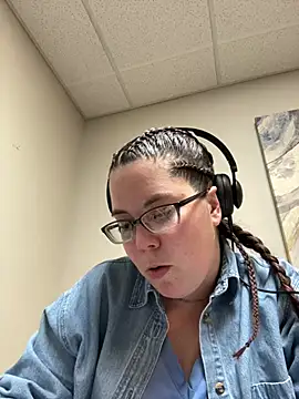 FreakNastyLacie online show from 02-15-25, 04:03