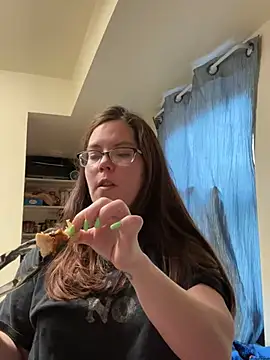 FreakNastyLacie online show from 03-10-25, 09:51