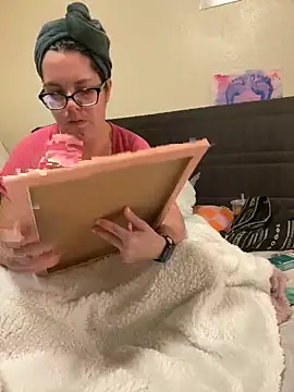 FreakNastyLacie online show from 09-29-25, 01:33