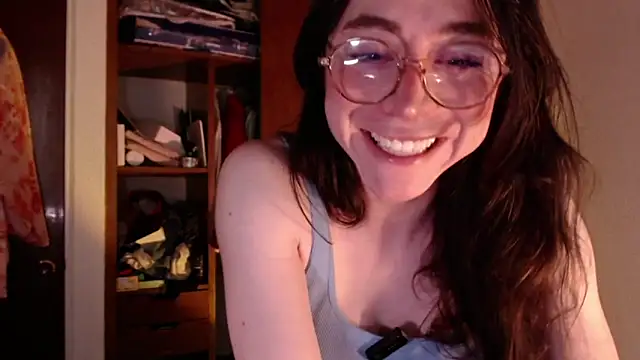emily pearl  online show from 10-10-25, 09:14