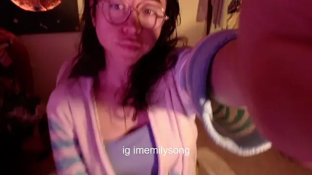 emily pearl  online show from 12-19-25, 10:55