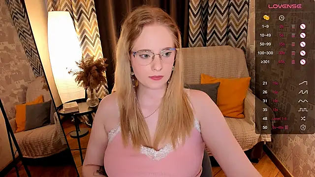 Aemilia  online show from 09-13-25, 08:47