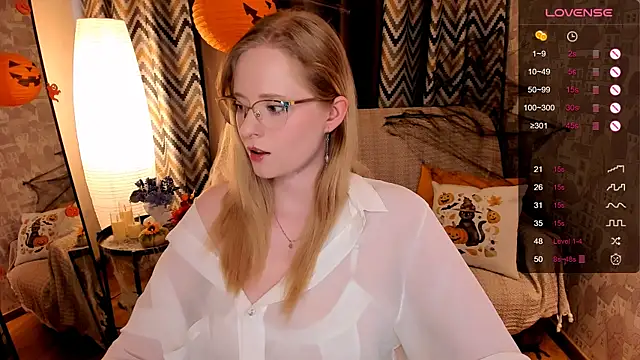 Aemilia  online show from 10-21-25, 08:15